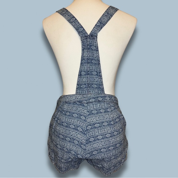 LOVE by Chesley Blue Jean/Aztec Print Overall Shorts (size M) - Picture 2 of 3
